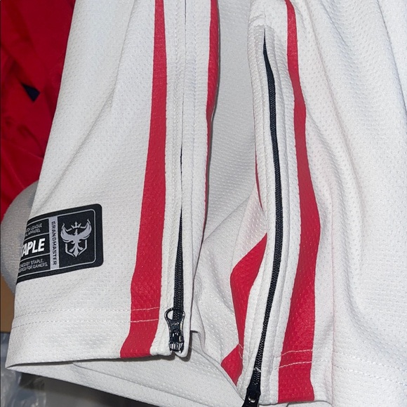 Fanatics White and Red Reign Jersey - Picture 6 of 6